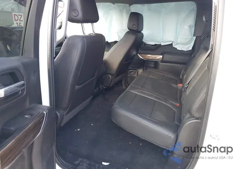 2019 Chevrolet Silverado 1500 Lt z USA, uszkodzony, nr VIN 1GCUYDED4KZ215876